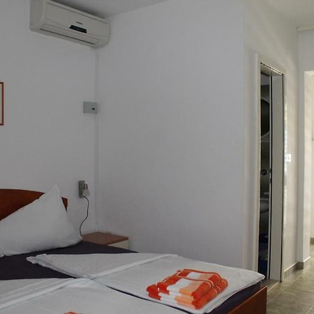 Apartmani Atila Damir Омиш Экстерьер фото