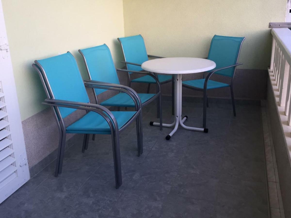 Apartmani Atila Damir Омиш Экстерьер фото