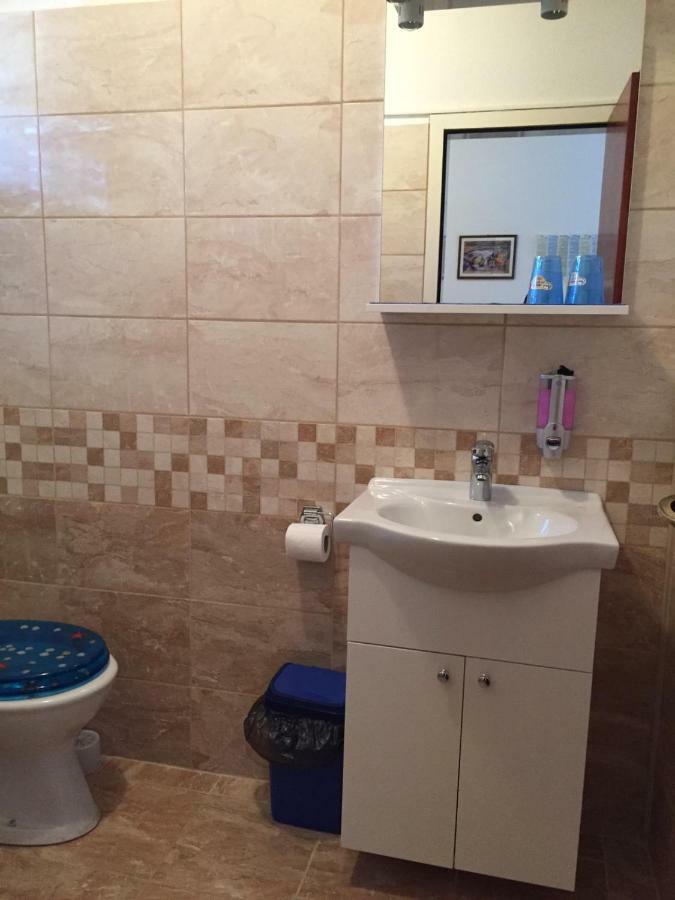Apartmani Atila Damir Омиш Экстерьер фото